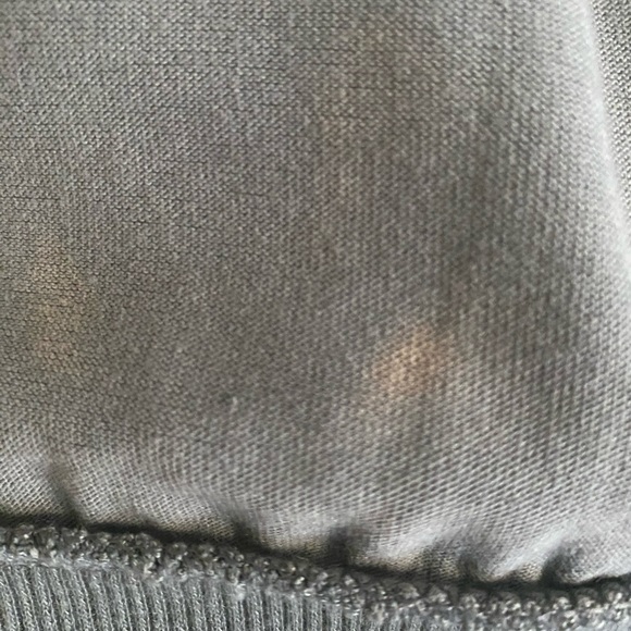 Men’s Puma Gray Lightweight Jacket - Great for casual or gym attire. - Picture 8 of 8